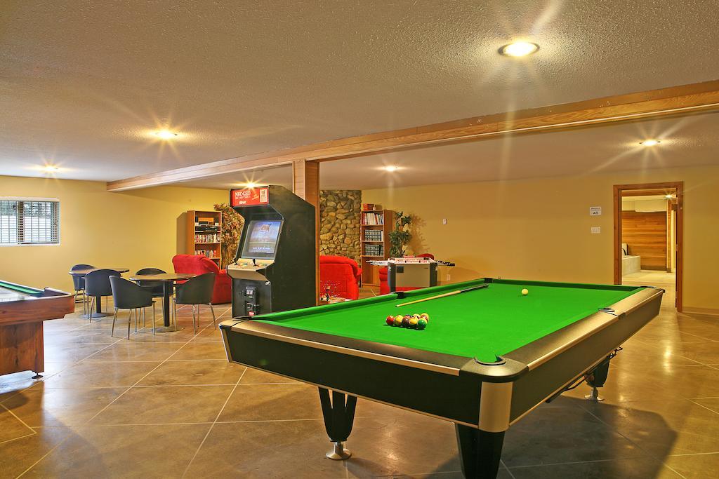 Lac Le Jeune Wilderness Resort 캠룹스 외부 사진